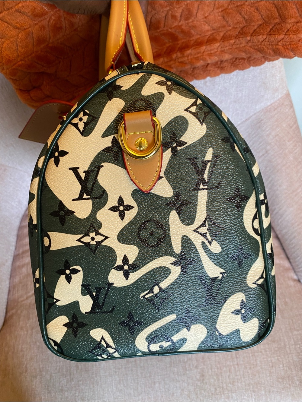 SHOULDER BAG - Picture 6 of 16